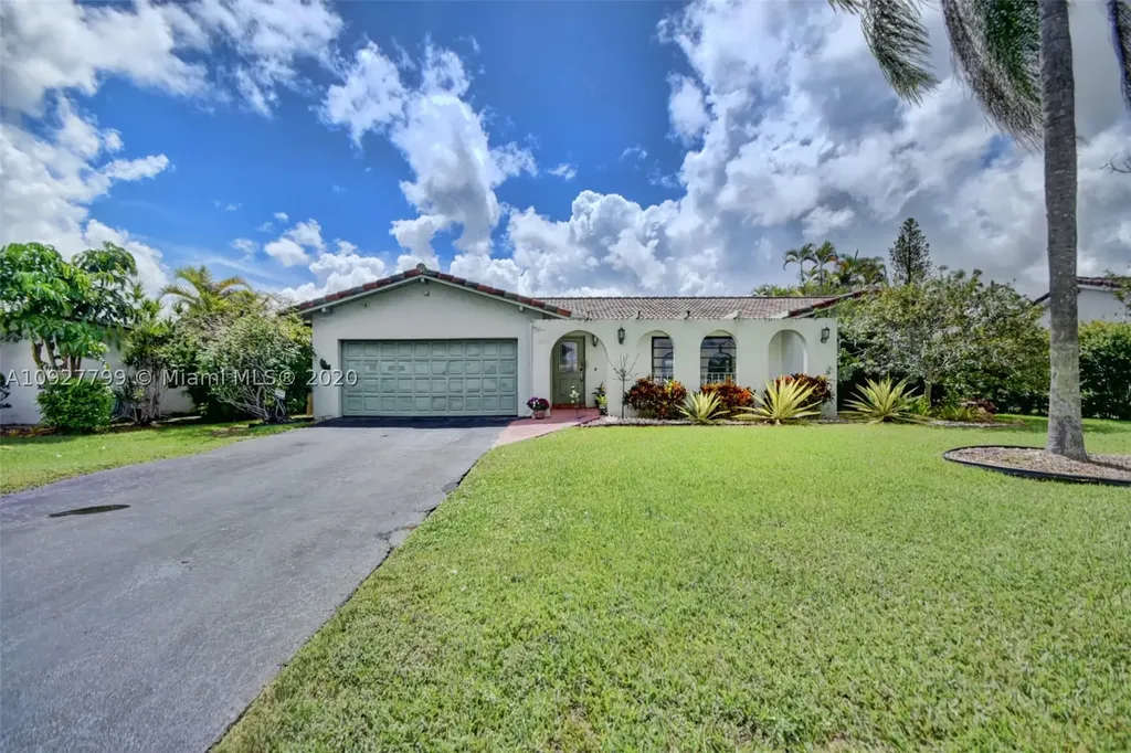 1843 NW 83rd Drive Coral Springs FL 33071