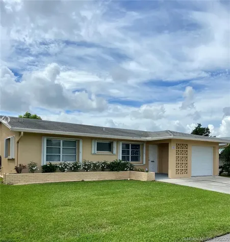 4924 NW 55th Court Tamarac FL 33319