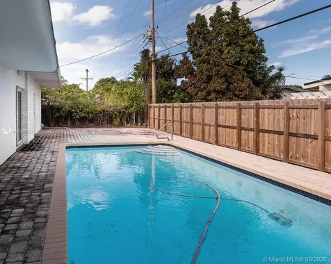 19601 NE 19th Avenue Miami FL 33179