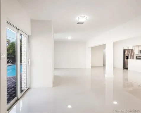 19601 NE 19th Avenue Miami FL 33179