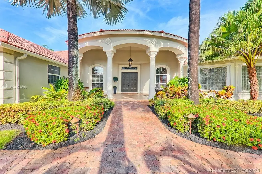 2353 SW 132nd Way Davie FL 33325