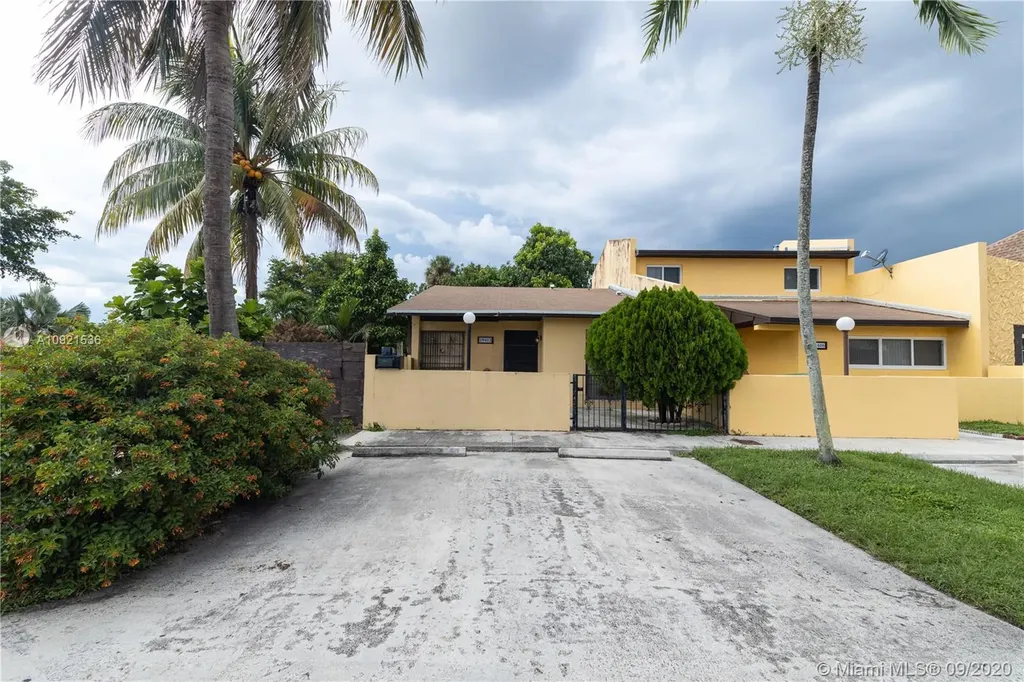 19402 NW 54th Place Miami Gardens FL 33055