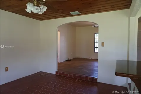 63 NE 117th Street Miami FL 33161