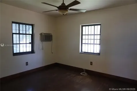 63 NE 117th Street Miami FL 33161
