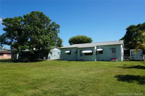 63 NE 117th Street Miami FL 33161