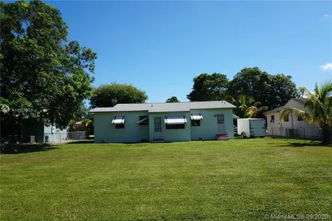 63 NE 117th Street Miami FL 33161
