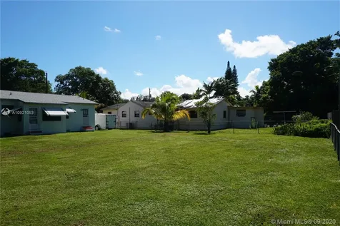 63 NE 117th Street Miami FL 33161