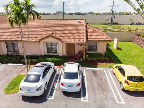 6018 NW 170th Terrace Hialeah FL 33015
