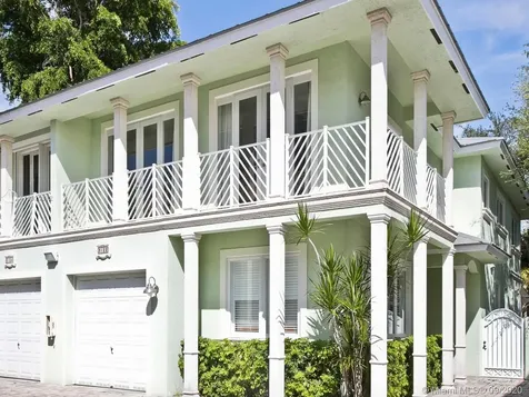 3122 Aviation Avenue Miami FL 33133