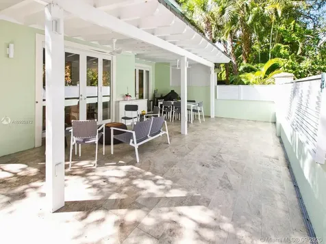 3122 Aviation Avenue Miami FL 33133
