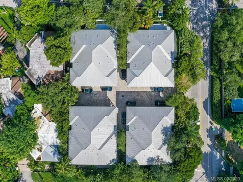 3122 Aviation Avenue Miami FL 33133