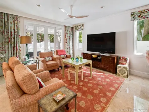 3122 Aviation Avenue Miami FL 33133