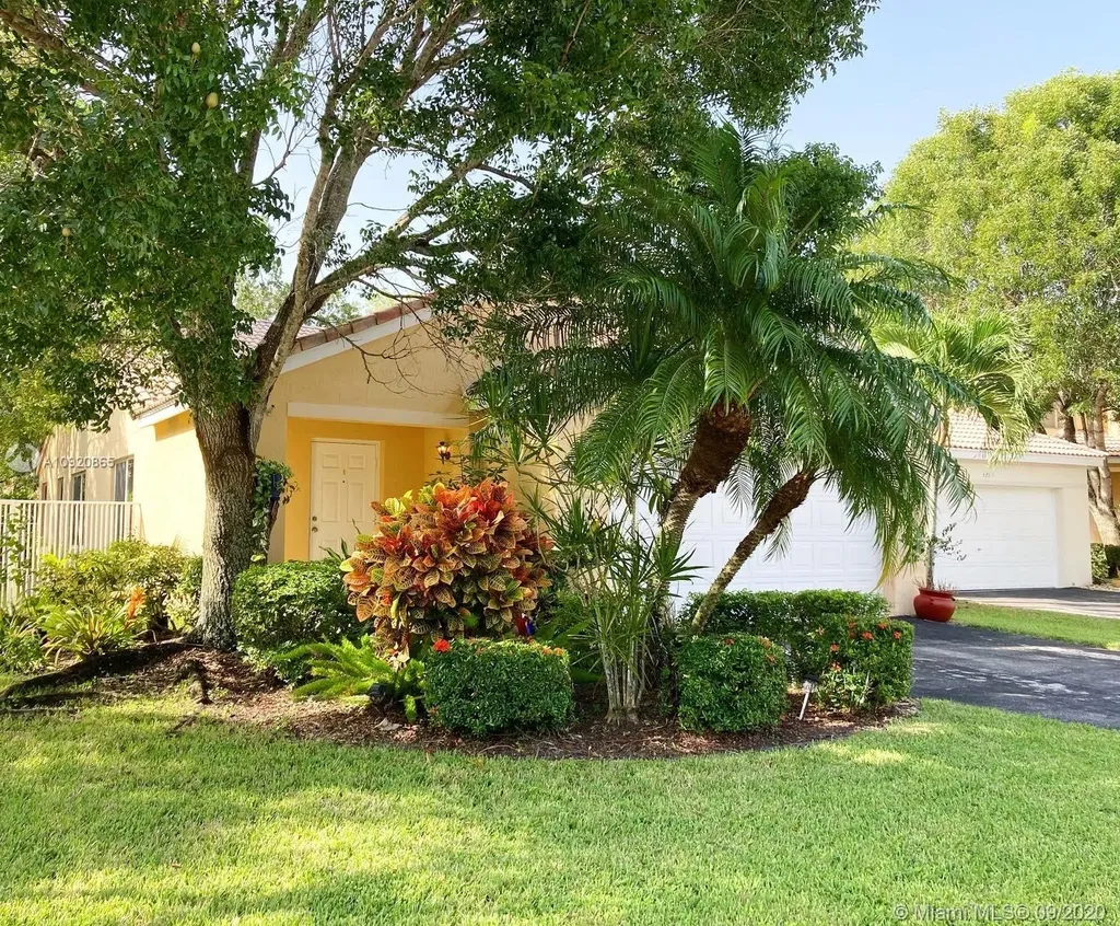4203 Cherrywood Court Weston FL 33331