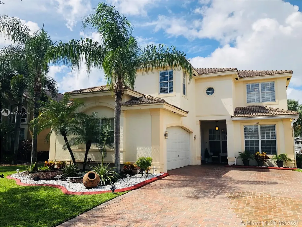 13235 SW 47th Street Miramar FL 33027