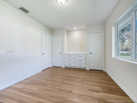 2355 S Miami Avenue Miami FL 33129
