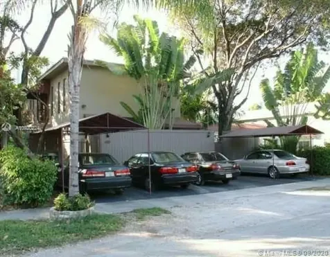 1535 SW 2nd Avenue Miami FL 33129