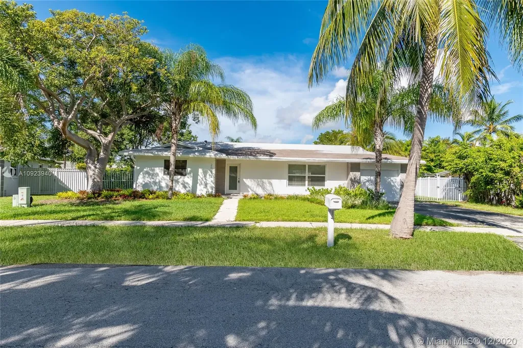 20314 SW 82nd Place Cutler Bay FL 33189