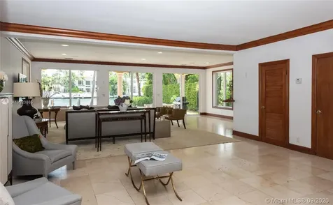 2770 Sunset Drive Miami Beach FL 33140
