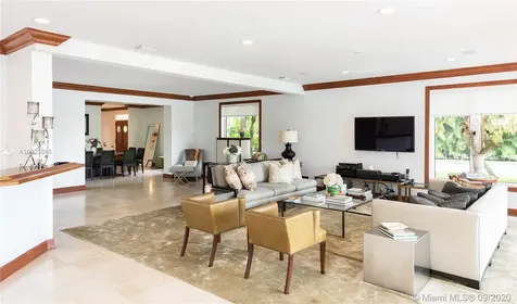 2770 Sunset Drive Miami Beach FL 33140