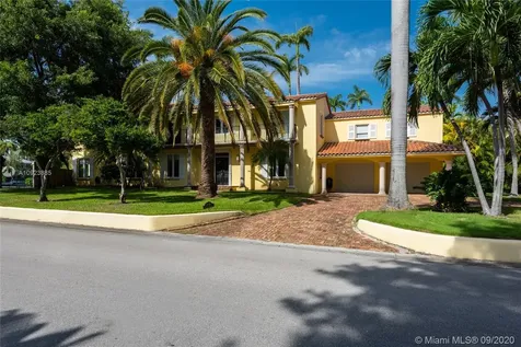 2770 Sunset Drive Miami Beach FL 33140
