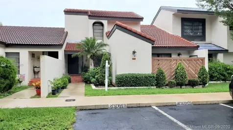 9427 SW 123rd Avenue Court Miami FL 33186