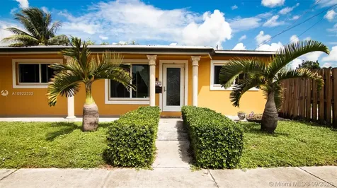 6761 Thomas Street Hollywood FL 33024
