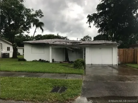 611 SW 4th Court Hallandale Beach FL 33009