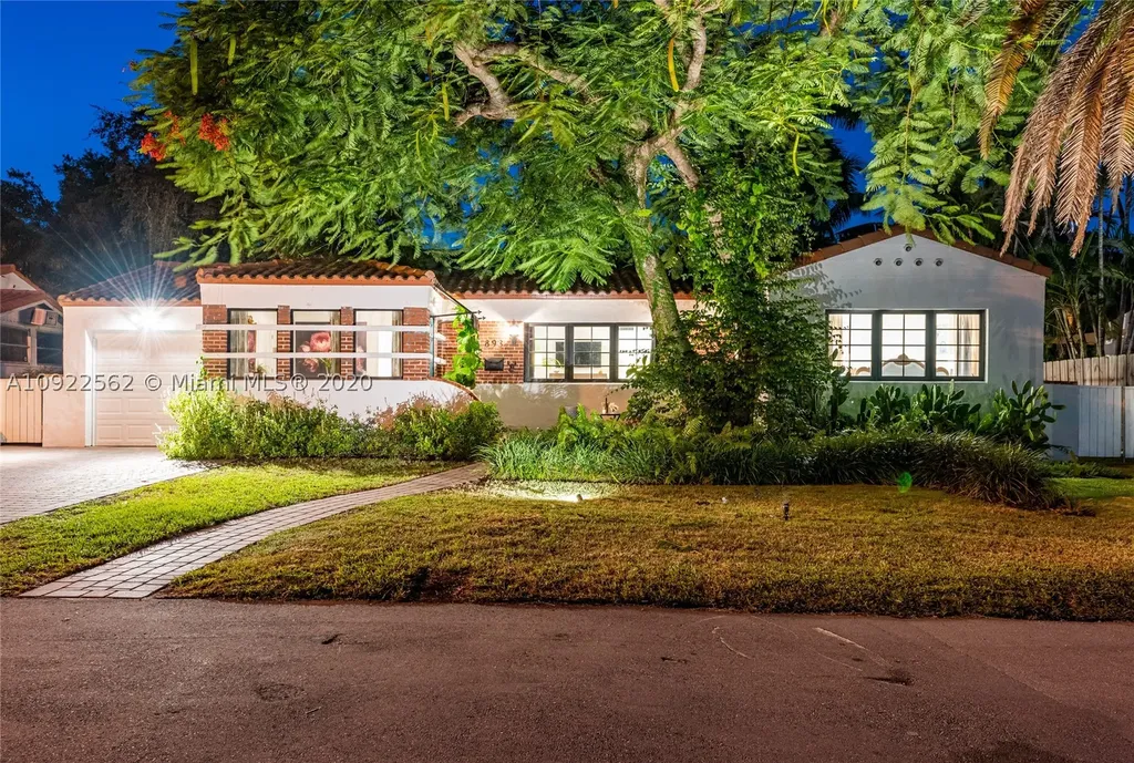 893 NE 72nd Street Miami FL 33138