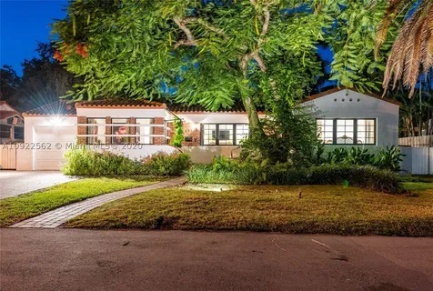 893 NE 72nd Street Miami FL 33138