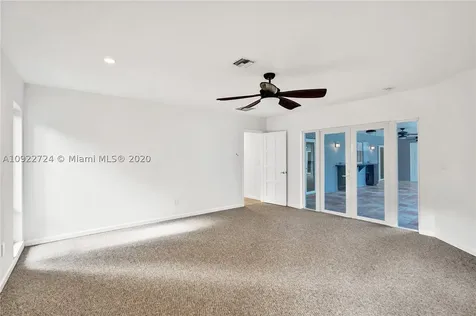 8801 N Lake Dasha Drive Plantation FL 33324