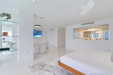 2200 S Ocean Lane Fort Lauderdale FL 33316