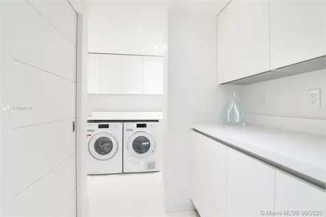 2200 S Ocean Lane Fort Lauderdale FL 33316