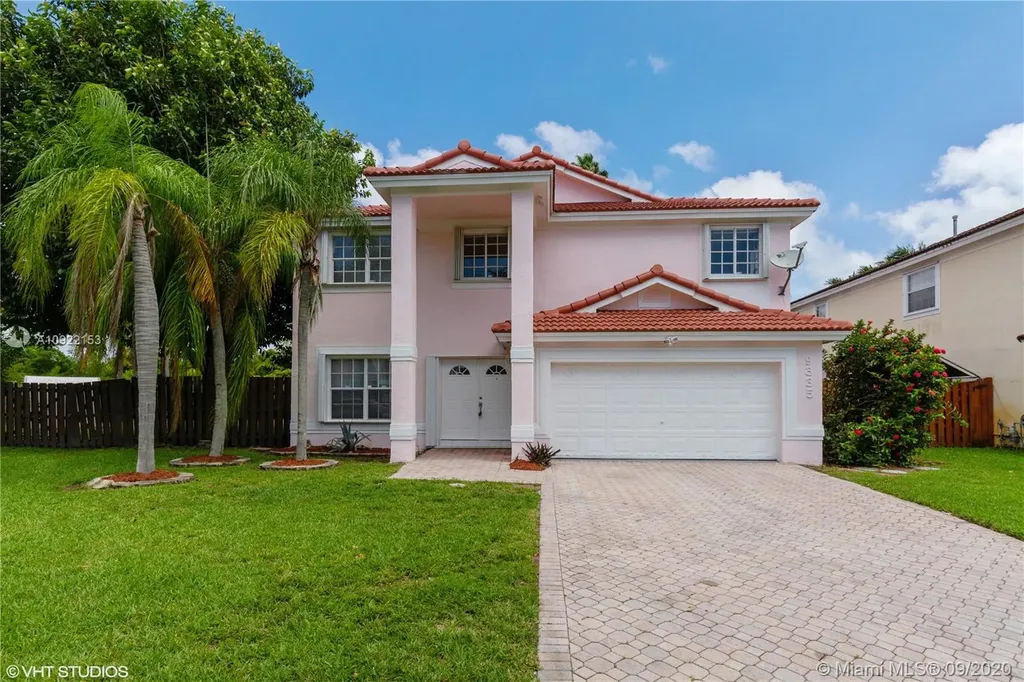 9335 SW 212th Terrace Cutler Bay FL 33189