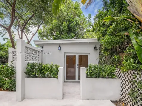 160 NE 43rd Street Miami FL 33137