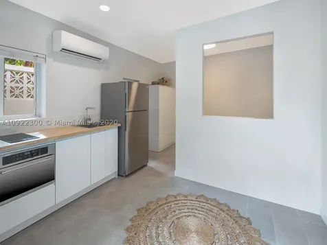 160 NE 43rd Street Miami FL 33137