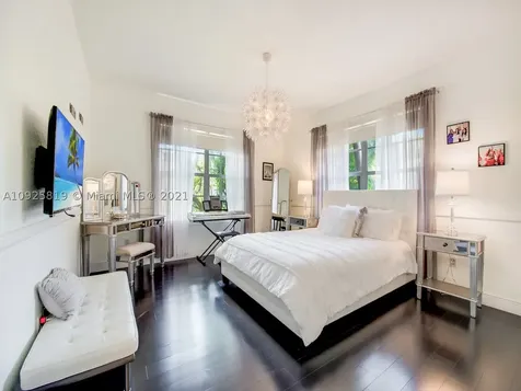 180 Isla Dorada Boulevard Coral Gables FL 33143