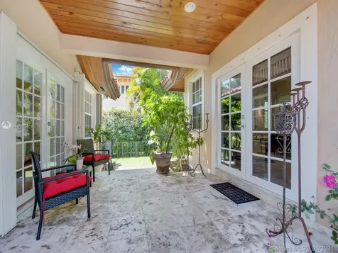 180 Isla Dorada Boulevard Coral Gables FL 33143