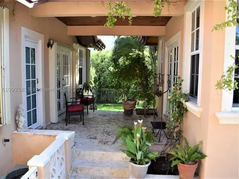 180 Isla Dorada Boulevard Coral Gables FL 33143