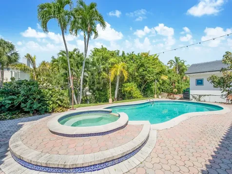 180 Isla Dorada Boulevard Coral Gables FL 33143