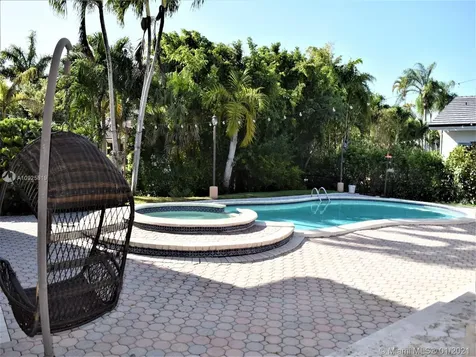 180 Isla Dorada Boulevard Coral Gables FL 33143