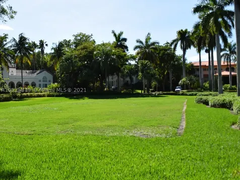 180 Isla Dorada Boulevard Coral Gables FL 33143