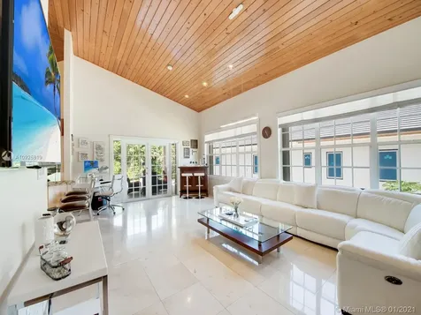 180 Isla Dorada Boulevard Coral Gables FL 33143