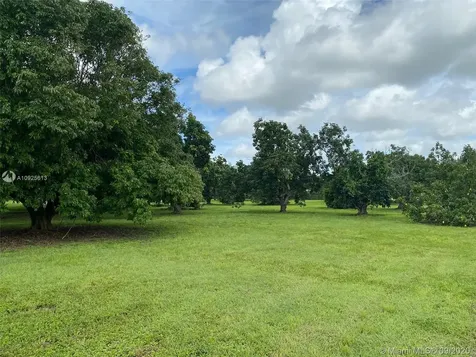 16880 SW 272nd Street Homestead FL 33031
