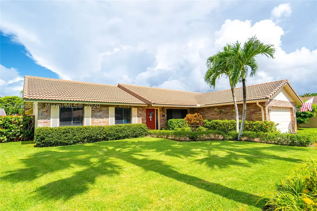 368 NW 101st Terrace Coral Springs FL 33071