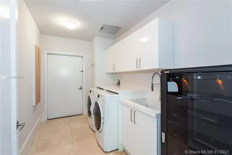 16051 Collins Avenue Sunny Isles Beach FL 33160