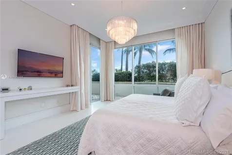16051 Collins Avenue Sunny Isles Beach FL 33160