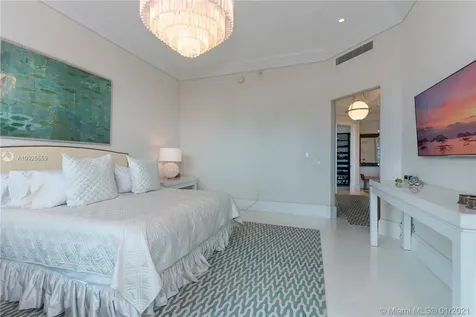 16051 Collins Avenue Sunny Isles Beach FL 33160