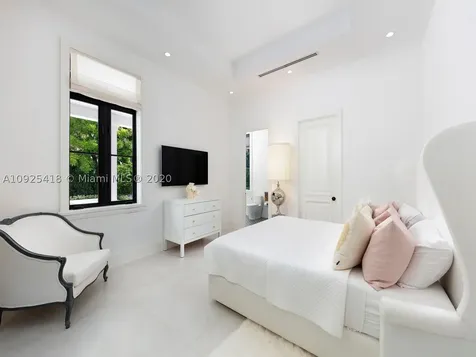 5255 Snapper Creek Road Coral Gables FL 33156