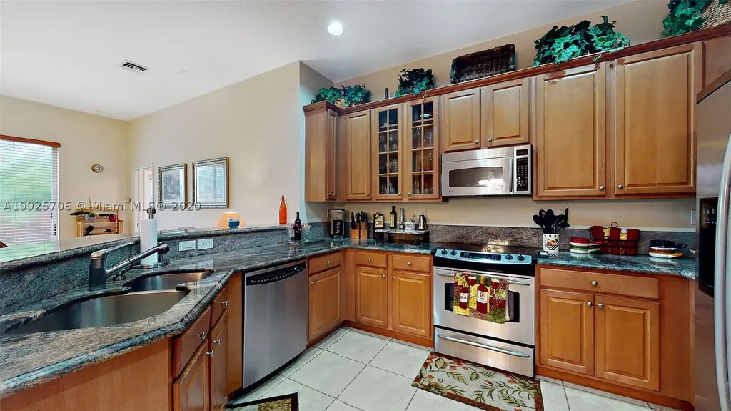 16536 SW 51st Terrace Miami FL 33185