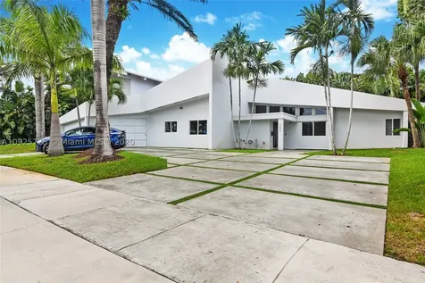 1941 NE 197th Terrace Miami FL 33179